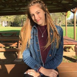 Meet your Posher, Ivy